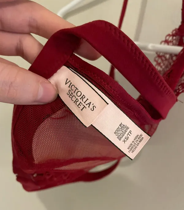 Victorias Secret Red Lace Bralette - Image 4