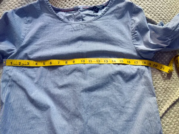 Tommy Hilfiger 3/4 Sleeve - Image 4