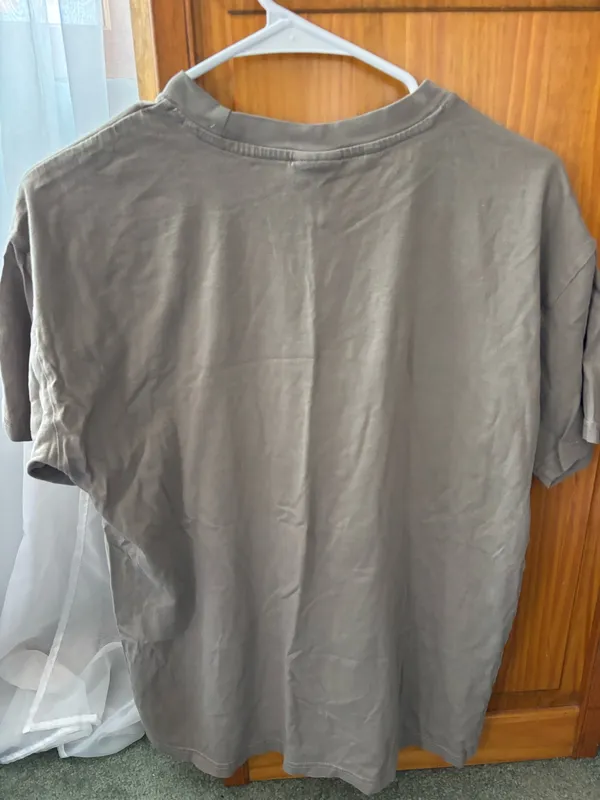 Brown workout shirt  - Image 3