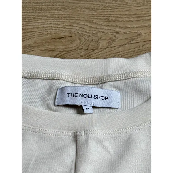 EUC Womens The Noli Shop modal cream short sleeve‎ tshirt front seam size M - Image 2