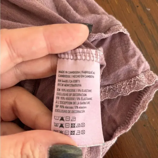 American Eagle Soft & Sexy Lace Trim Short Sleeve Tee Top S Purple - Image 3