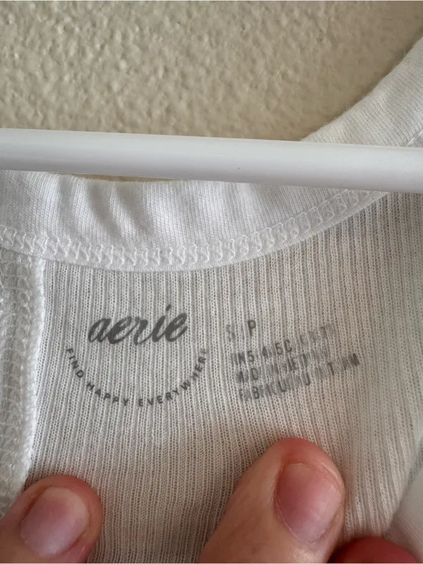 NWT aerie White Scoop Neck Tank Top - Image 2