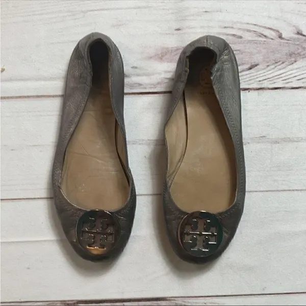 Tory Burch Minnie Travel Ballet Flats In Gunmetal - Image 12