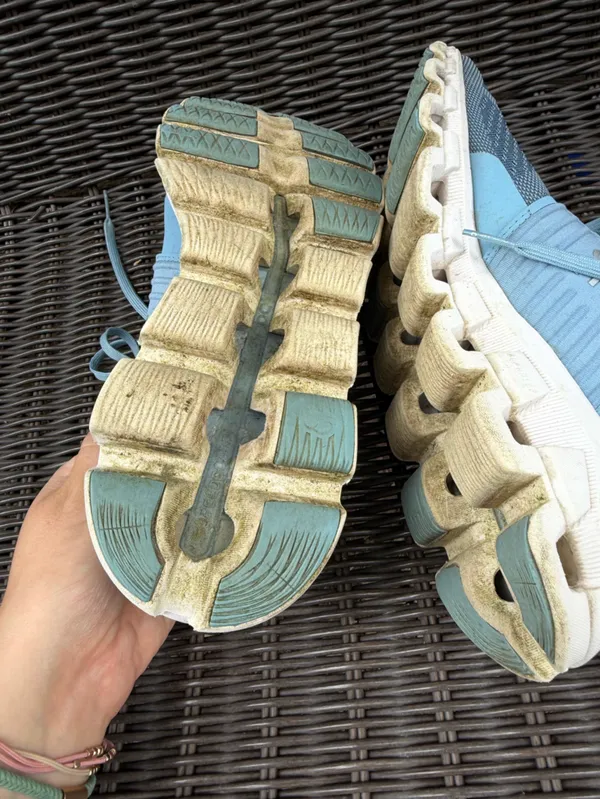 On Cloud Size 9.5 On Cloudswift Lake Sky Women Sneaker Shoe - Image 7