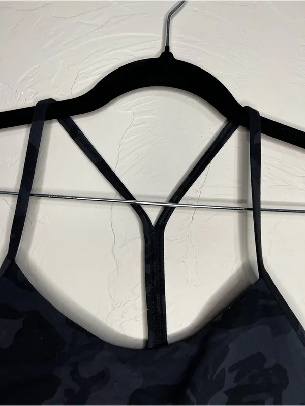 Lululemon Flow‎ Y Nulu Black Gray Camo Light Support Yoga Sports Bra - Image 3