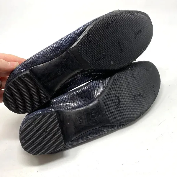 AGL Ballerina Flat‎ Shoes Cap Toe Metallic Patent Leather Navy Blue Size 8.5 - Image 12
