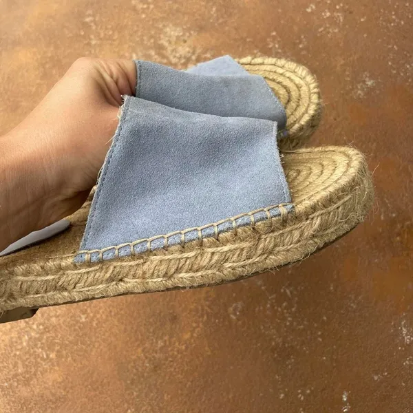 Urban Outfitters Mimi Suede Espadrille Sandals in blue size 8 / worn once - Image 4