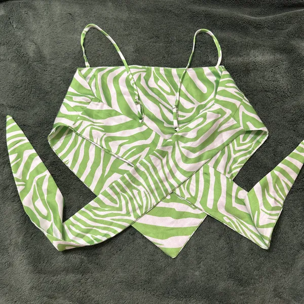 Princess Polly Miss Lexi Green Zebra Print Top - Image 8