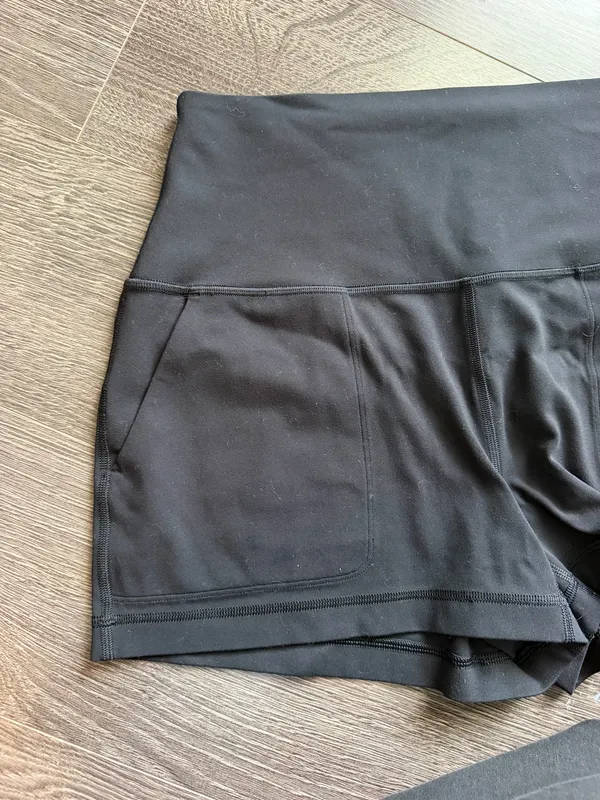 Lululemon Align Shorts - Image 4