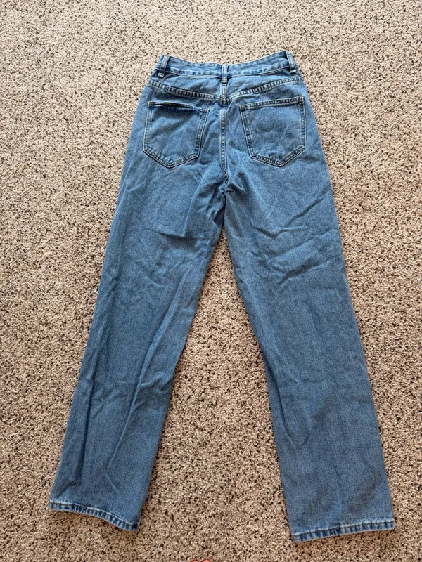 Amazon High rise dark wash jeans - Image 2