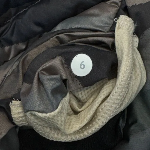 Lululemon Fluffin Awesome Vest Camo Goose Down size 6 - Image 5