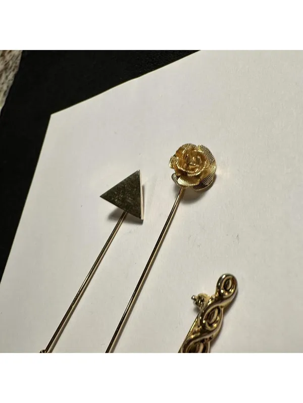 Lot Of 3 Gold Tone Brooch / Lapel Stick Pins 1 Signed Sarah (Sarah Coventry) - Image 4