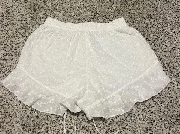 HYFVE Linen white shorts - Image 2