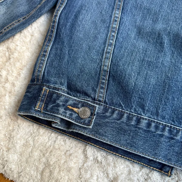 Levi’s Denim Blue Jean Jacket Women’s S - Image 6