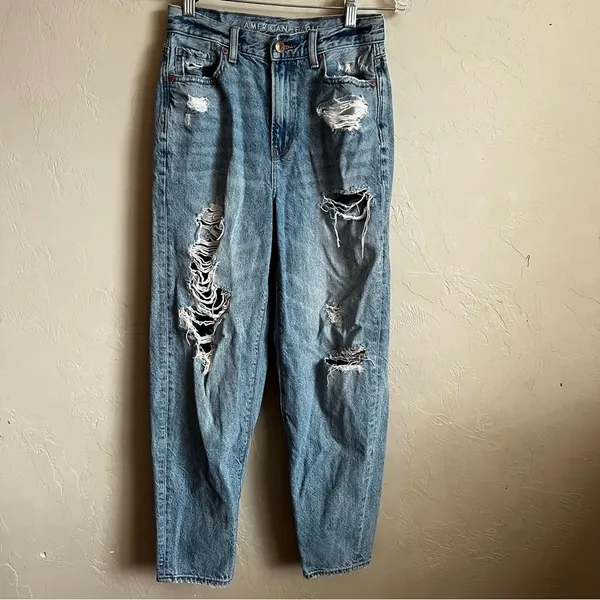 AEO Relaxed Mom‎ Jean Distressed Denim Jeans - Image 4