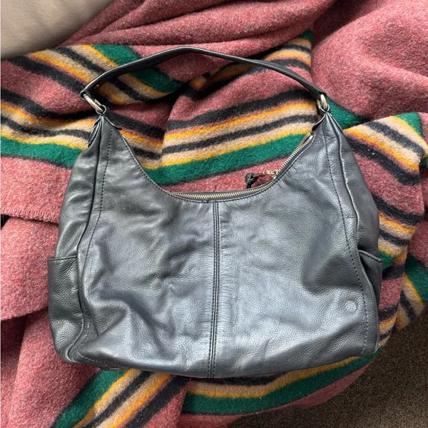 Cole Haan Black Leather zip top Hobo Bag shoulder bag - Image 4
