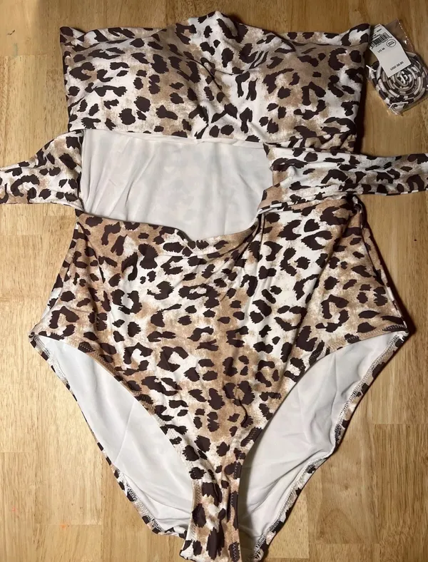 Aerie One Piece Full Coverage Swimsuit Animal Print Medium BNWTS $59.96 - Image 3