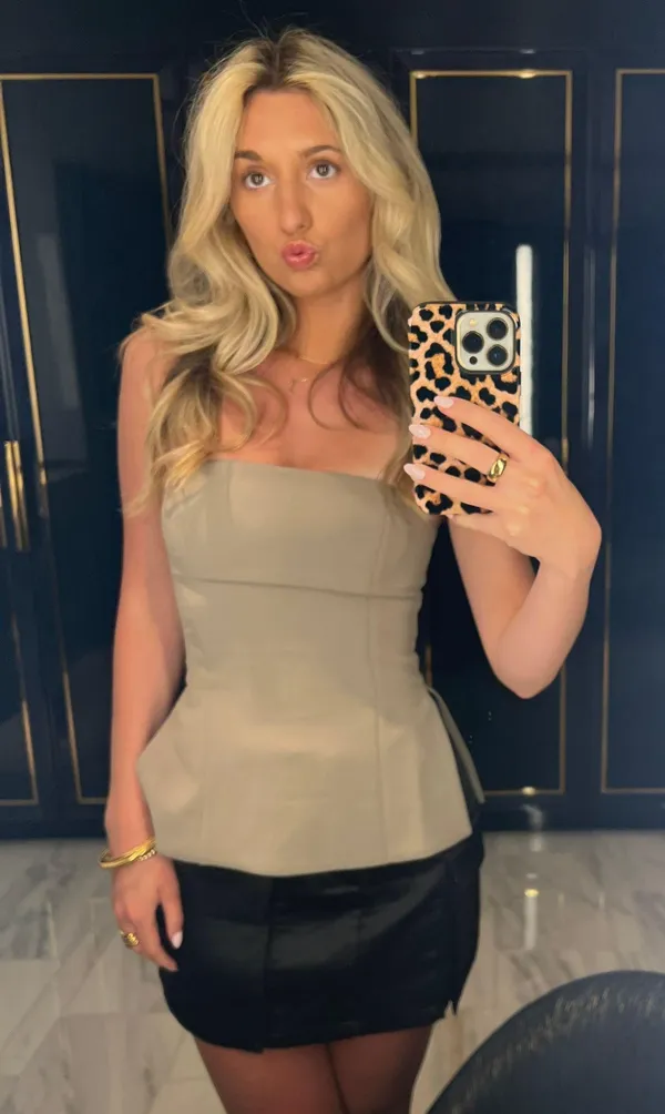Aritzia RARE  Tube Top - Image 2