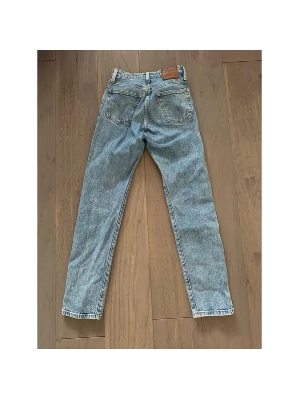 Levi's Women's Premium 501 Straight Leg Jeans Size 23 - Image 9