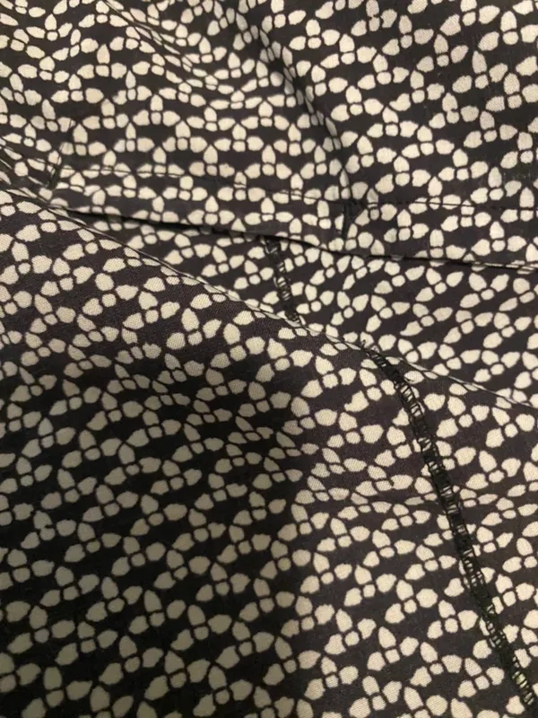 Lululemon Black White Pattern Shorts - Image 3