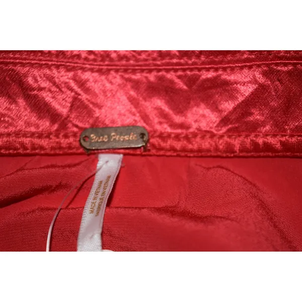 Free People‎ Star Eyes Top Women M Red NEW Crinkle Satin Tie Front Long Sleeve - Image 4
