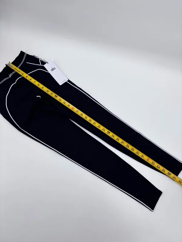 ALO Yoga Black Leggings with White Piping - Image 10
