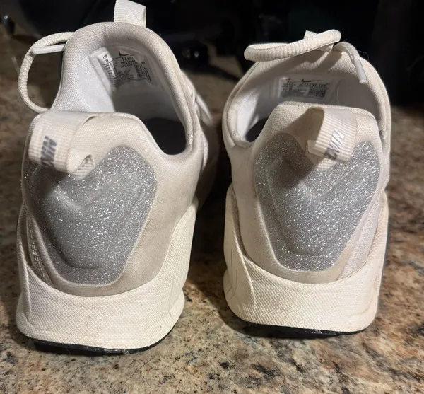 Nike Metcon Shoes - Image 3