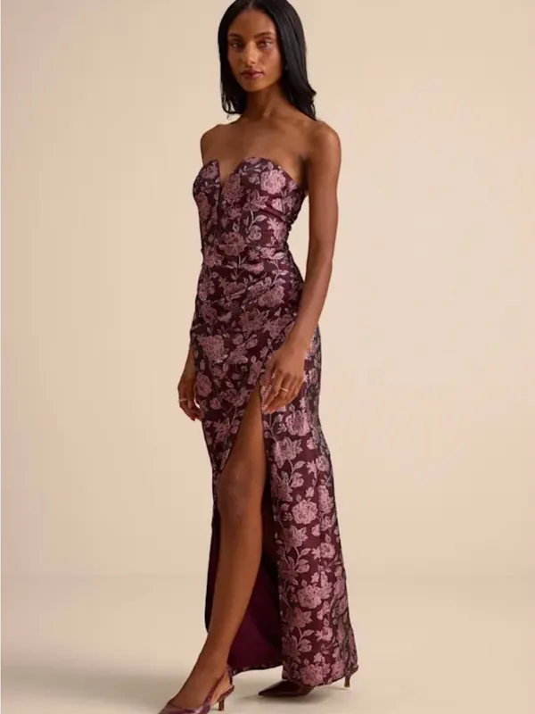 Lulu's Plum Strapless Floral Jacquard Gown with Side Slit - Image 4