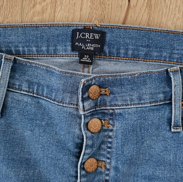 J.Crew Full-Length Flare Jeans – Size 32 - Image 3