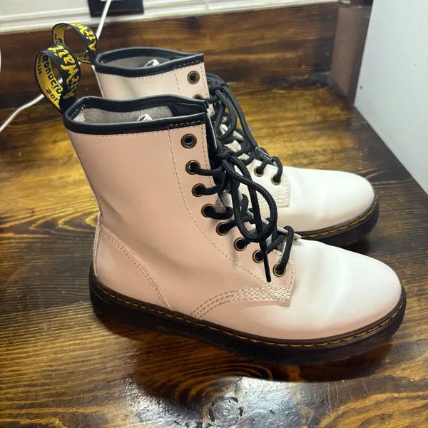 Dr.‎ Martens White Combat Boots M5/W6 - Image 2