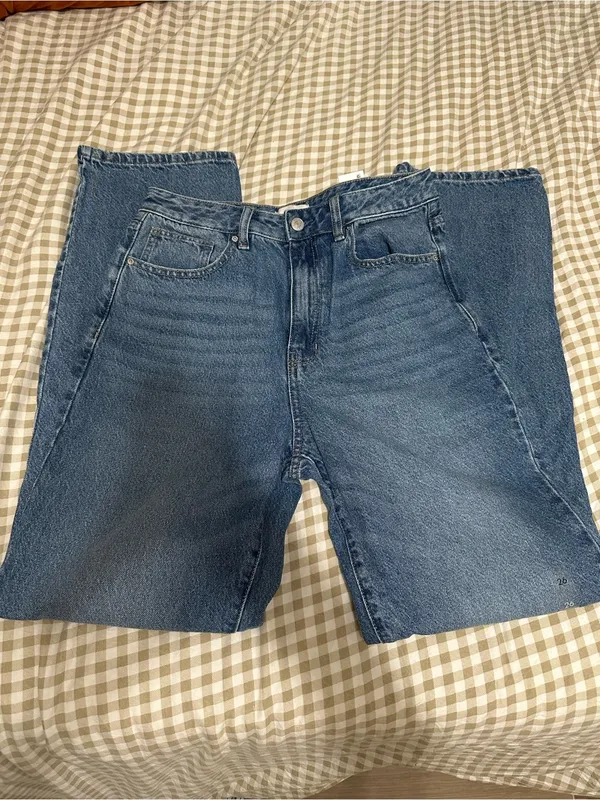 PacSun 90s Boyfriend Light Blue Straight-Leg Women’s Jeans - Image 4