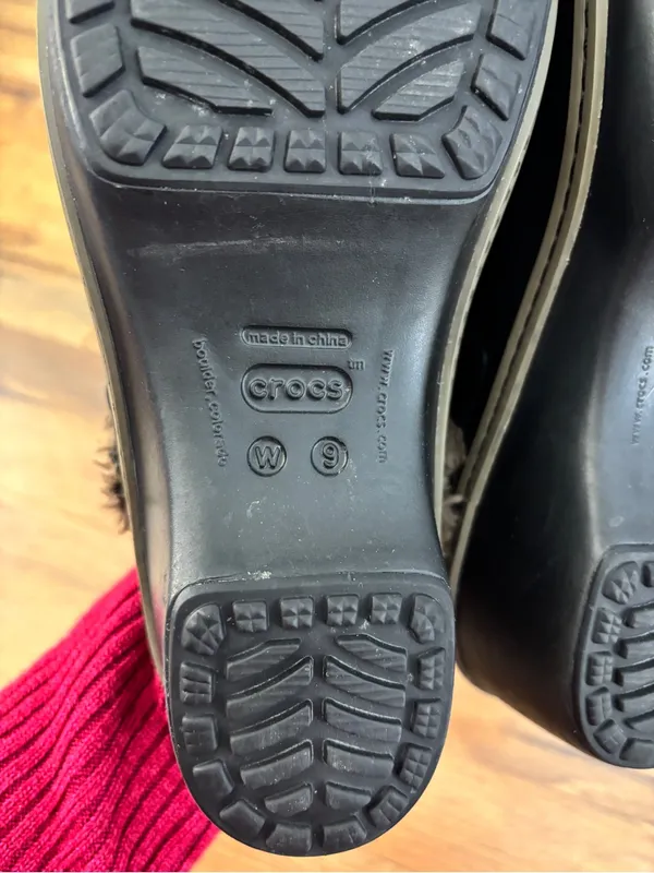 Crocs Eva Faux Fur Lined Wedge Clogs Mules Brown - Image 2