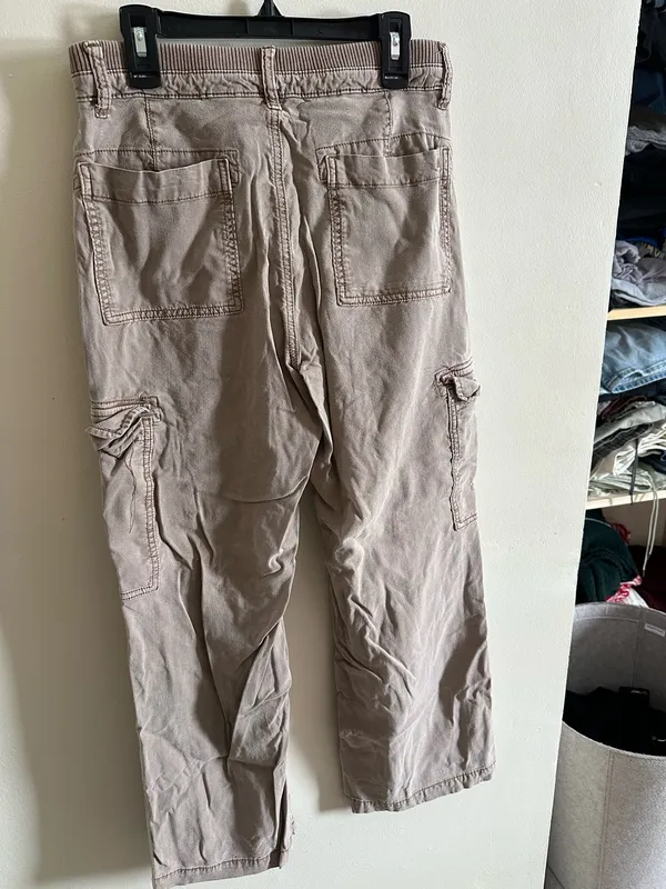 American Eagle Cargo Pants - Image 2