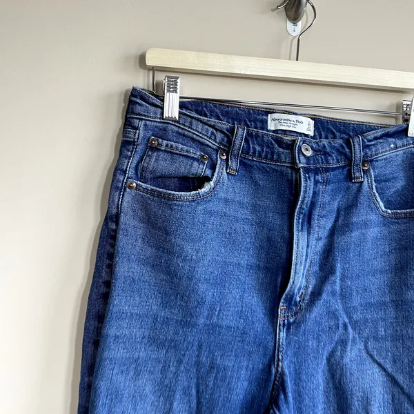 Abercrombie & Fitch the ankle straight ultra high rise blue jeans women's 31‎ - Image 2