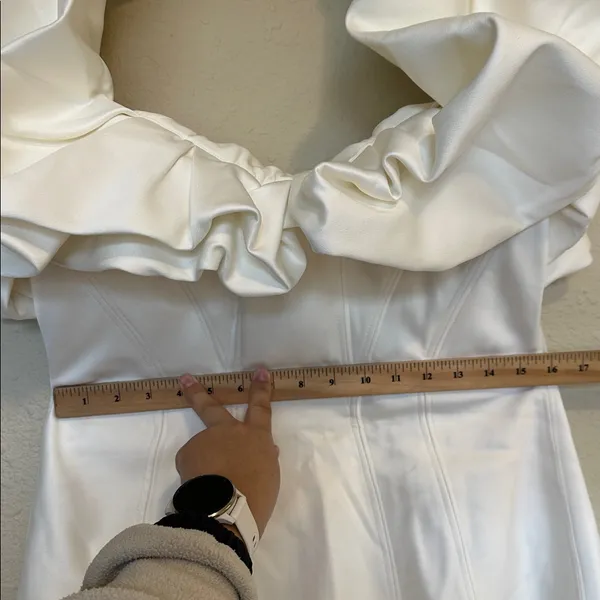 House of CB Selena Ivory Satin Ruffle‎ Strapless Dress size XL NWOT - Image 11