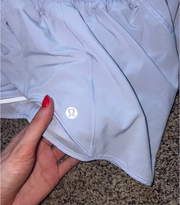 Lululemon Shorts Hotty Hot - Image 5