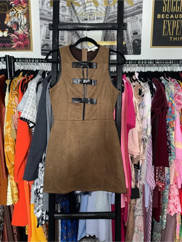 Flat White Faux Suede Bow Trim Sleeveless Mini Dress Brown Womens Small EUC - Image 6