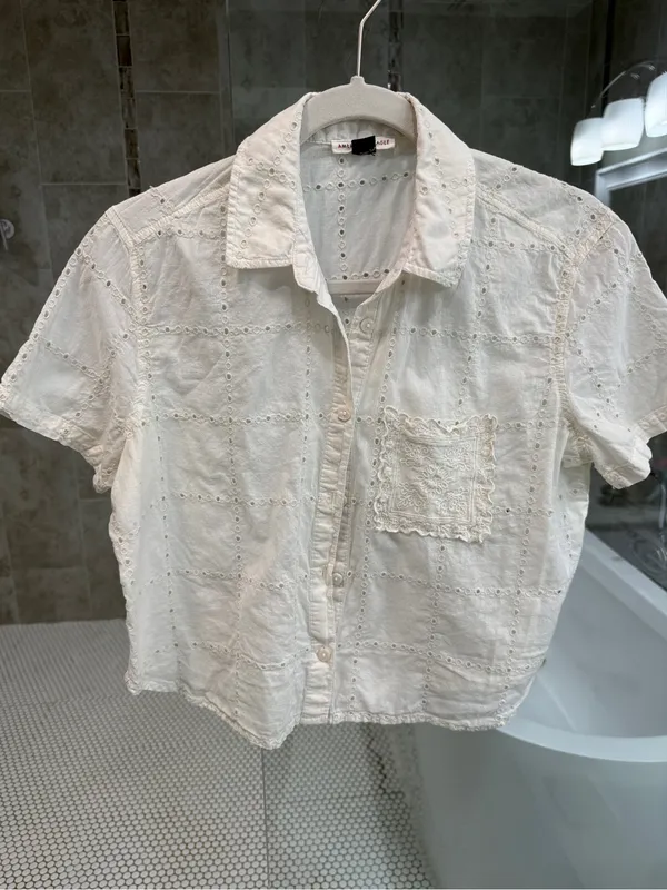 American Eagle Short-Sleeve Eyelet Button-Down Shirt - XS cream - Image 2