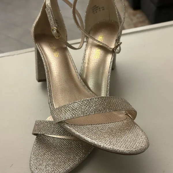Heels Shimmering Silver Heeled Sandals Dream Paris Size 12 - Image 5
