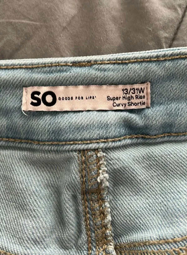 SO super high waisted ripped jean shorts - Image 4