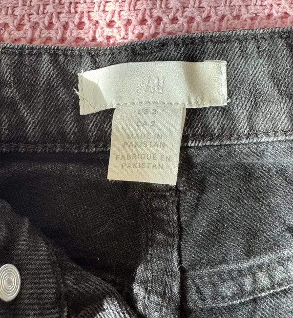 H&M Shorts - Image 5