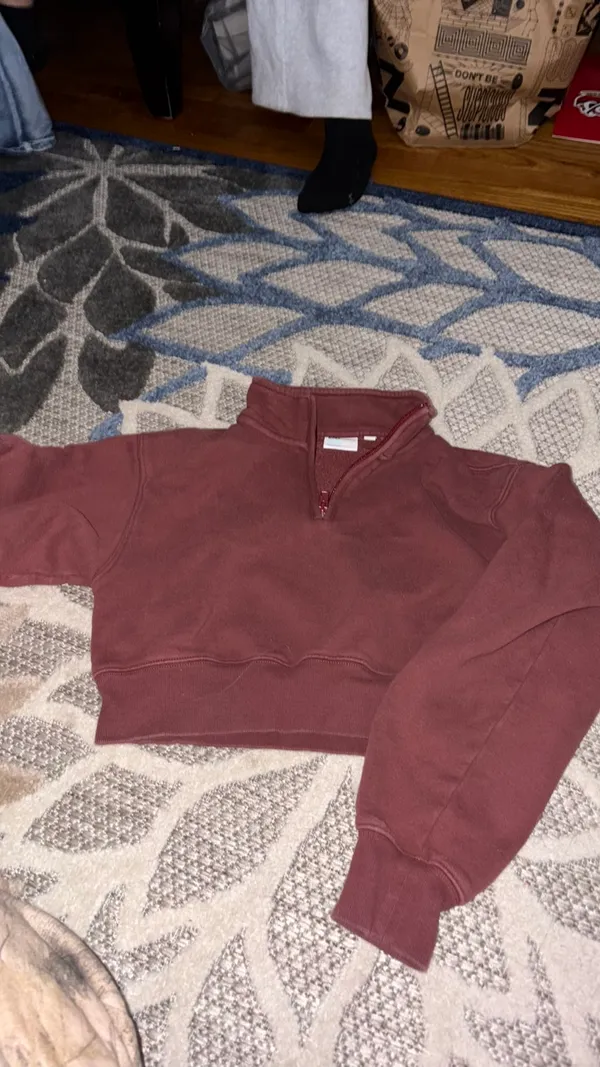 Maroon TNA Aritzia cropped half zip  - Image 3