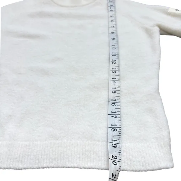 Alo Yoga Snuggle‎ Up Sweater M Cream Fuzzy Crewneck RARE Minimalist Soft Luxury - Image 7