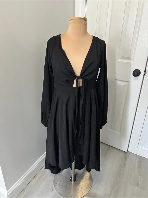 Petal & Pup Magnolia Dress High Low Black - Image 4