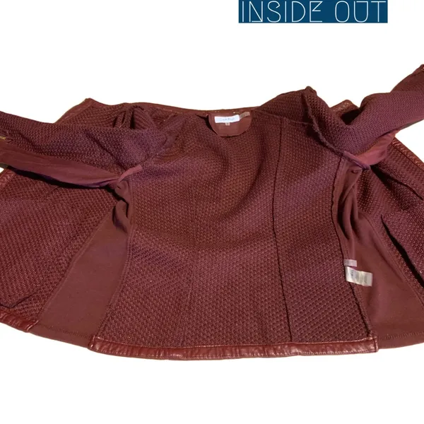 Calvin Klein Burgundy Textured Faux Leather Jacket (M) - Image 11