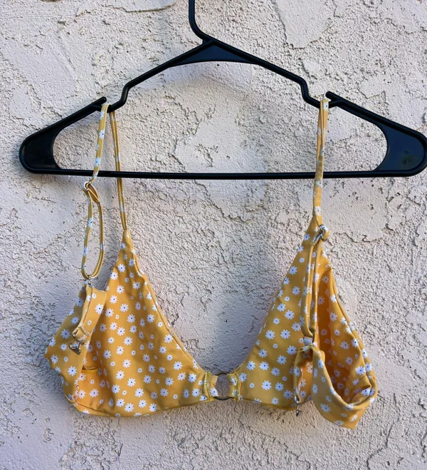 M White Daisy Yellow Triangle Bikini Top - Image 2
