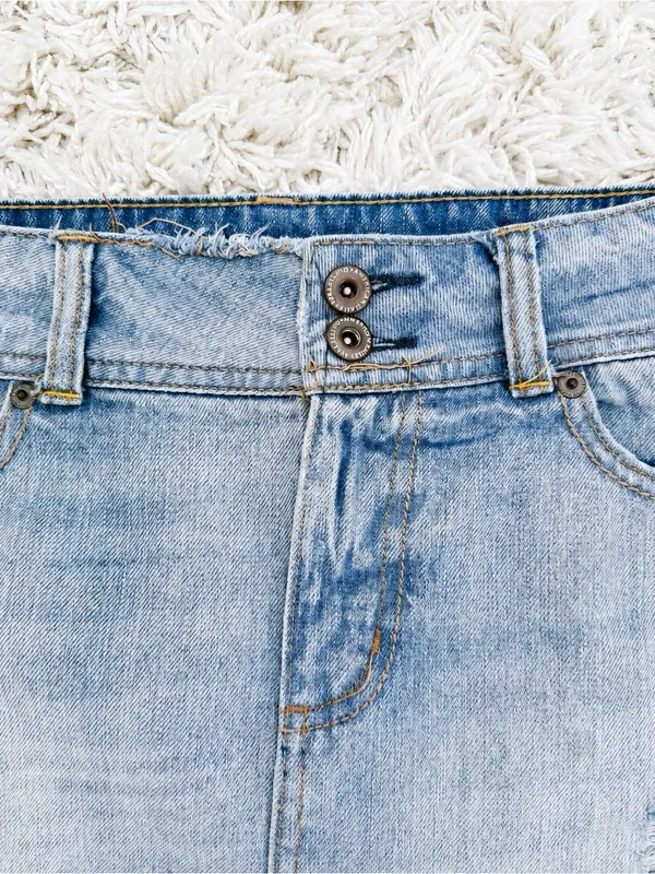 American Eagle Outfitters Light Blue Denim Mini Skirt - Image 4