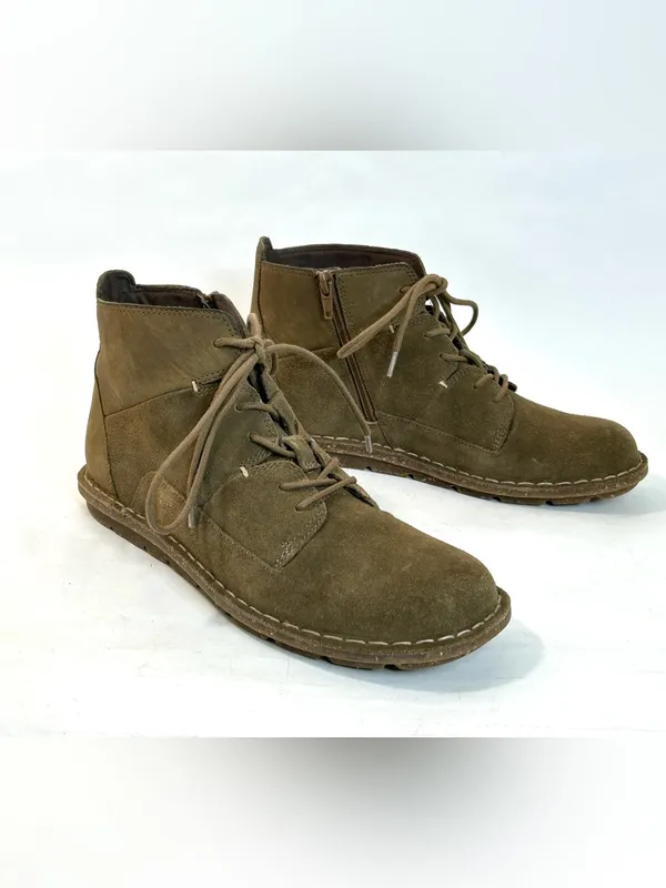 Clarks Tamitha Key Olive Suede Ankle Boots Side Zip Lace up size 7.5 NWOT - Image 5