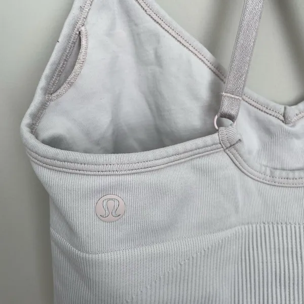 Lululemon Size 6 Ebb To Street Seamless Yoga Bra - Image 4