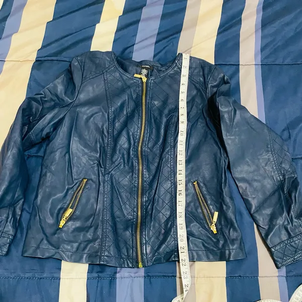 Alfani Women's Navy Leather Jacket - Image 5